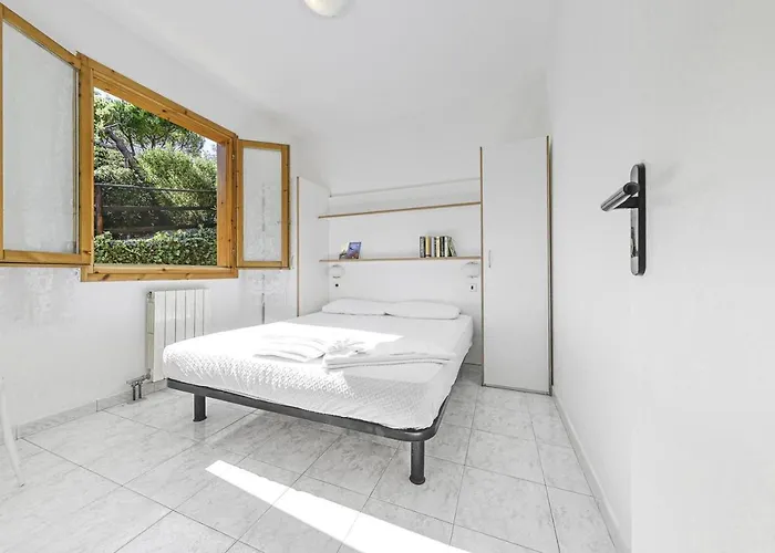 Feriehus Villaggio Colombo V6 *