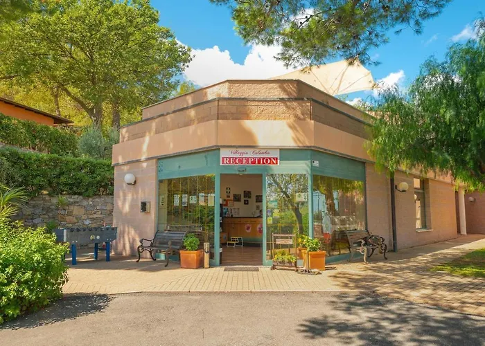 بيت للعطل Villaggio Colombo V6 *